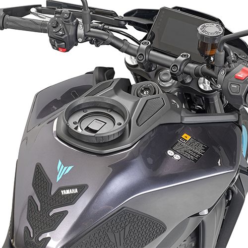 BF90 - Flangia Borsa Serbatoio Givi Tanklock BF90 per YAMAHA MT-09 2024-2025
