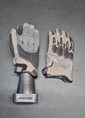 GUANTI LEATT ADV HydraDri 6.5 SHORT FOREST GREEN