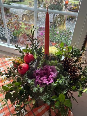Simple Tradition Centerpiece
