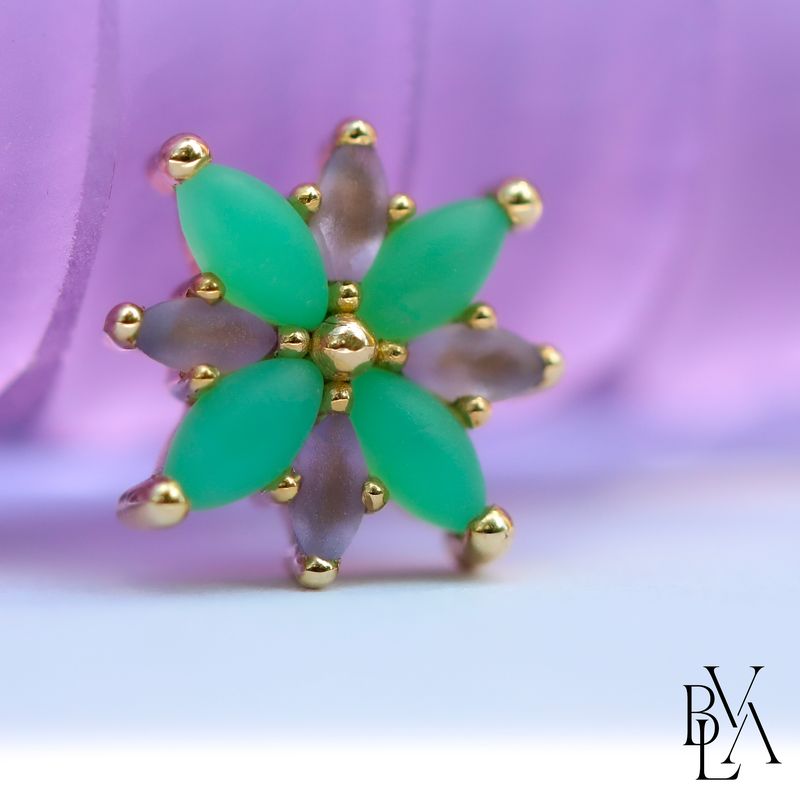 Polaris Sandblasted Chrysoprase Cabochon, Sandblasted Light Amethyst 14g Threaded End 14k Yellow Gold