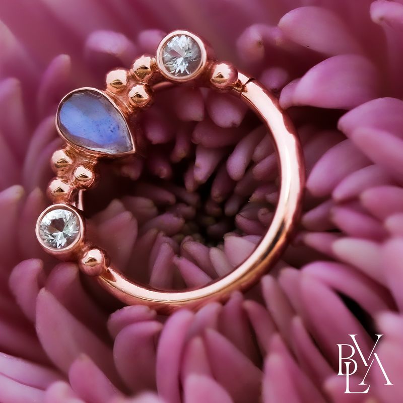 Inside Out Eden Pear Rose Cut Labradorite, Seafoam Tourmaline Forward Facing Seam Ring 16g 3/8" 14k Rose Gold