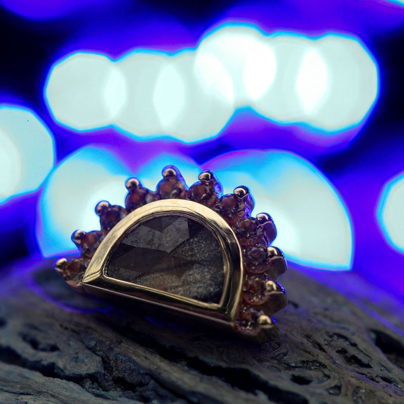 Triton Zawadi Sapphire, Champagne Sapphire 14g Threaded End 14k Yellow Gold