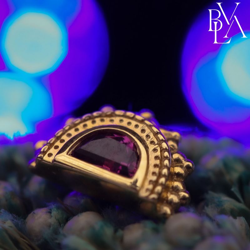 Afghan Moon Rhodolite 16g Threaded End 14k Yellow Gold
