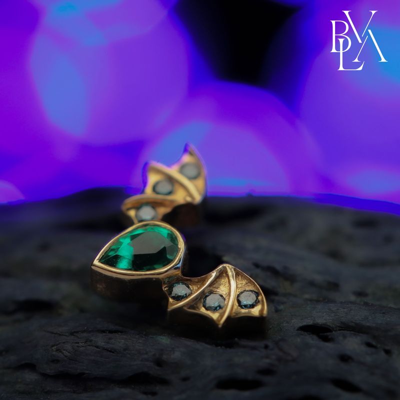 Countess Ocean Blue Diamond, Emerald 16g Threaded End 14k Yellow Gold