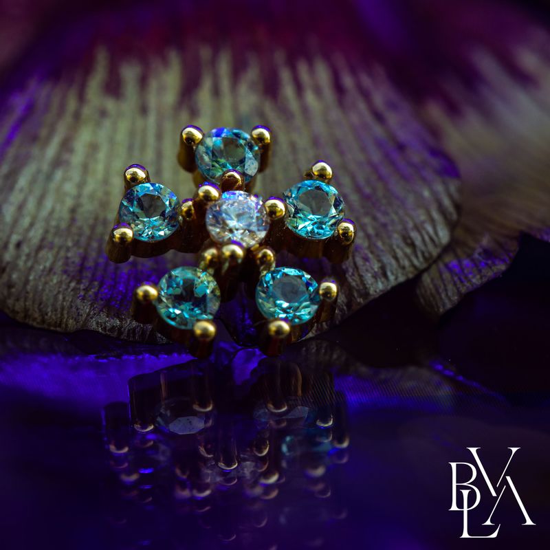 Flower 3 Swiss Blue Topaz, CZ 16g Threaded End 14k Yellow Gold