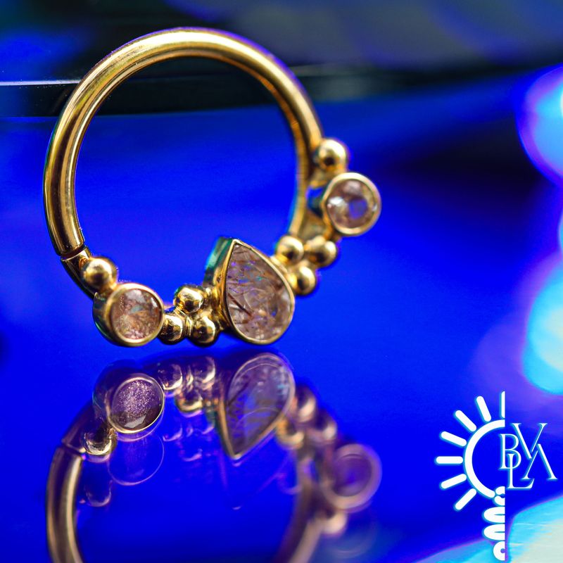 Inside Out Eden Pear Copper Rutilated Quartz, Oregon Sunstone Forward Facing Seam Ring 16g 3/8" 14k Yellow Gold