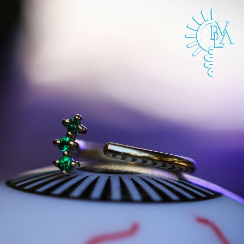 Muse Emerald Snail 18g 9/32" 14k Yellow Gold