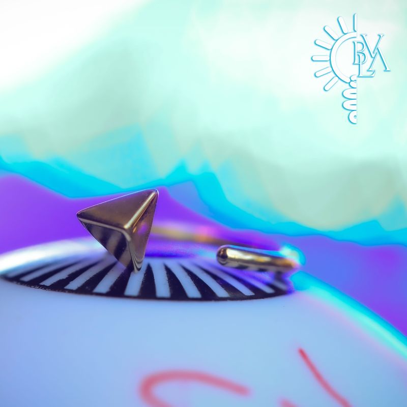 Triad Snail 18g 9/32" 14k Yellow Gold