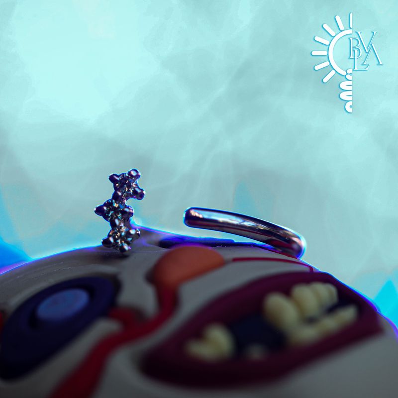 Muse Pine Green Diamond Snail 18g 9/32" 14k White Gold