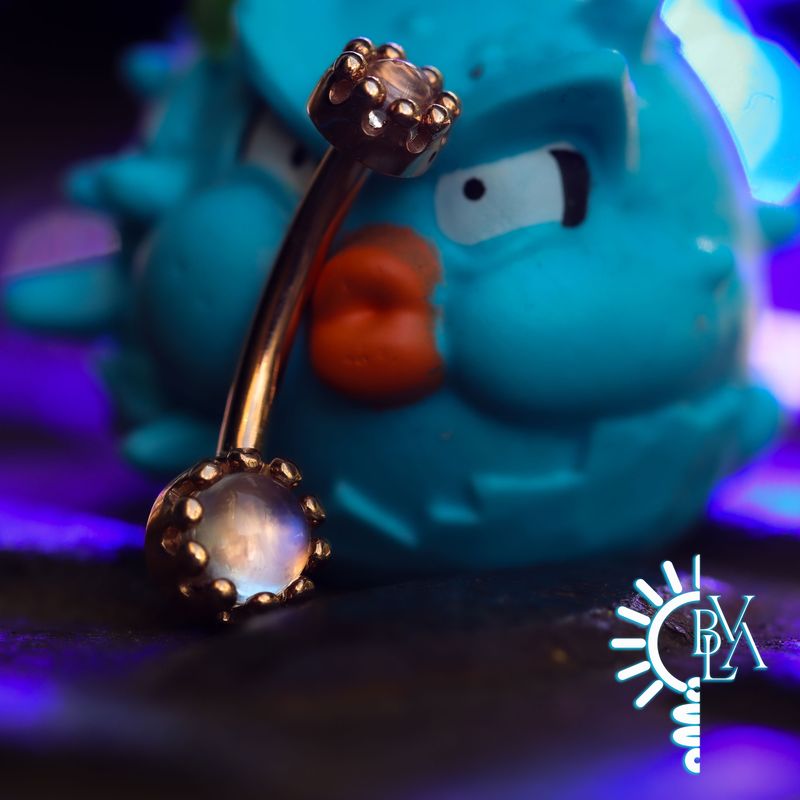 Crown Rainbow Moonstone Cabochon Navel Curve 14g 3/8" 14k Rose Gold