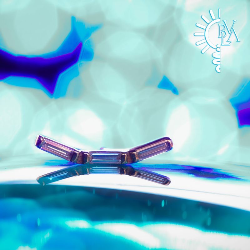 Trix 3 VS1 Diamond 16g Threaded End 14k Yellow Gold