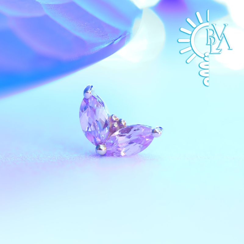 Petals Light Pink Sapphire 6mm 16g Threaded End 14k Yellow Gold