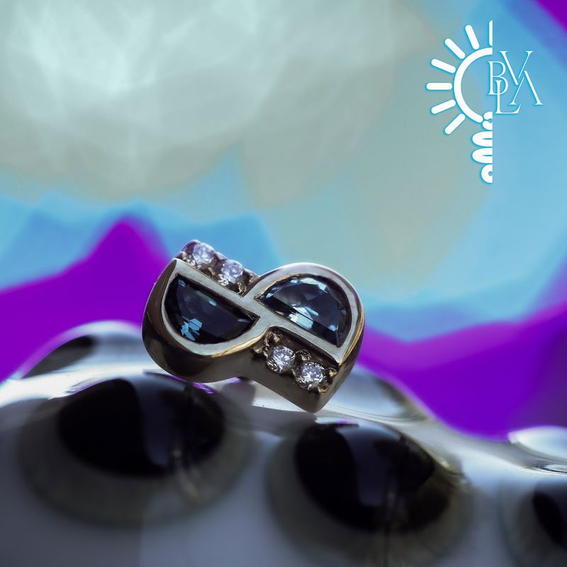 Dusk London Blue Topaz, Swiss Blue Topaz, VS1 Diamond 14g Threaded End 14k Yellow Gold