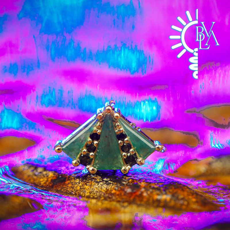 Cerberus Moss Agate, Green Tourmaline 14g Threaded End 14k Yellow Gold