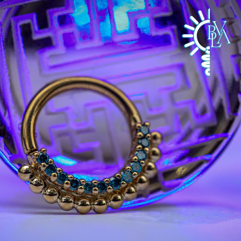 Aria Ocean Blue Diamond Forward Facing Seam Ring 16g 5/16" 14k Yellow Gold