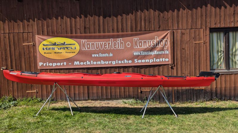 Prijon Poseidon rot gebraucht Kajak mit Steueranlage Set 2025