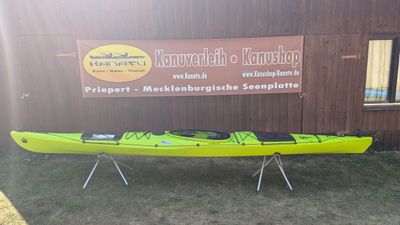Prijon Grizzly hellgrün gebraucht Kajak mit Steueranlage Set 2024