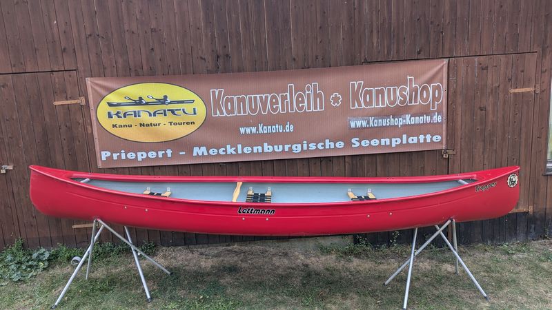 Lettmann Trapper 450 3er Kanadier rot seitlich Innenraum weiß