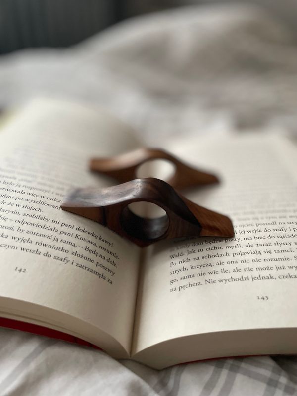 Pierścień do czytania / orzech włoski komplet 2 szt