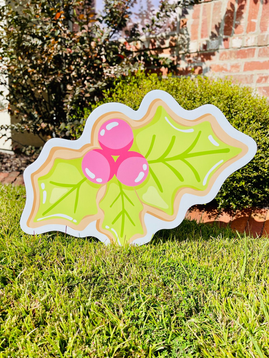 Christmas: Sugar Cookie Holly Yard Sign