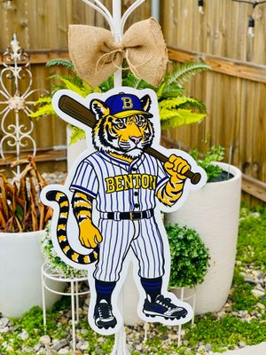 Benton Tiger Door Hanger