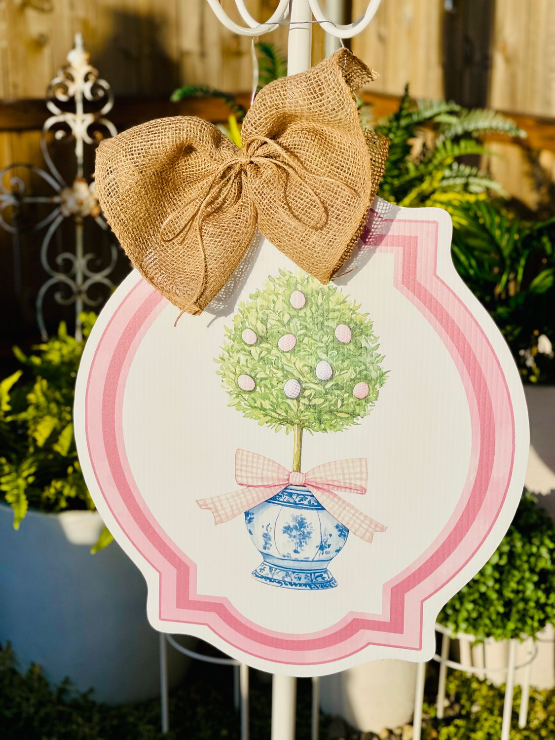 Easter: Easter Egg Topiary