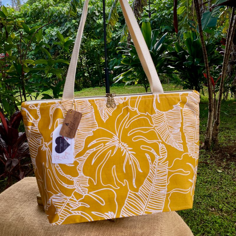 "Lilinoe" Tote Bag