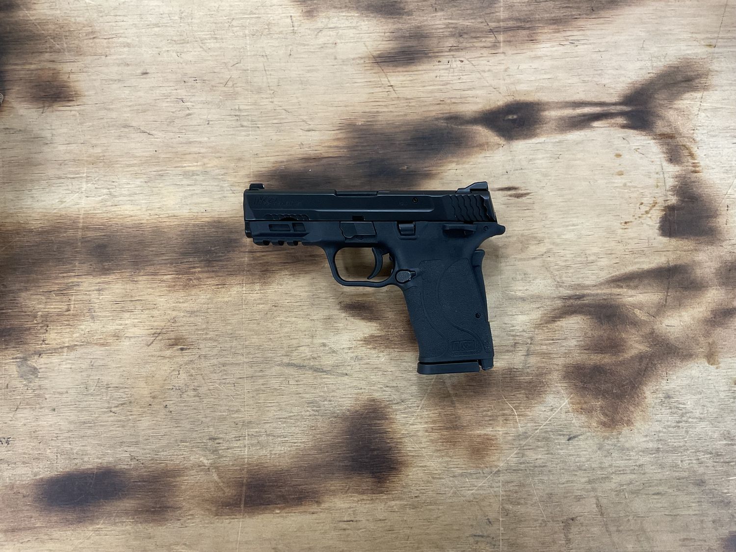 Smith &amp; Wesson Shield EZ 9mm Used