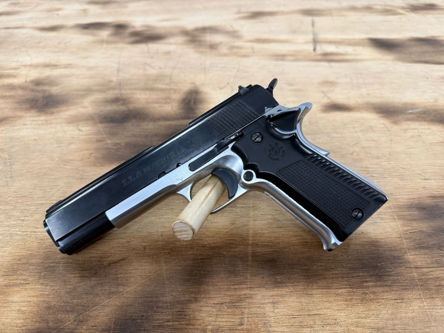 LLAMA IX-A 02142-95 Pistol .45 ACP 565-3555