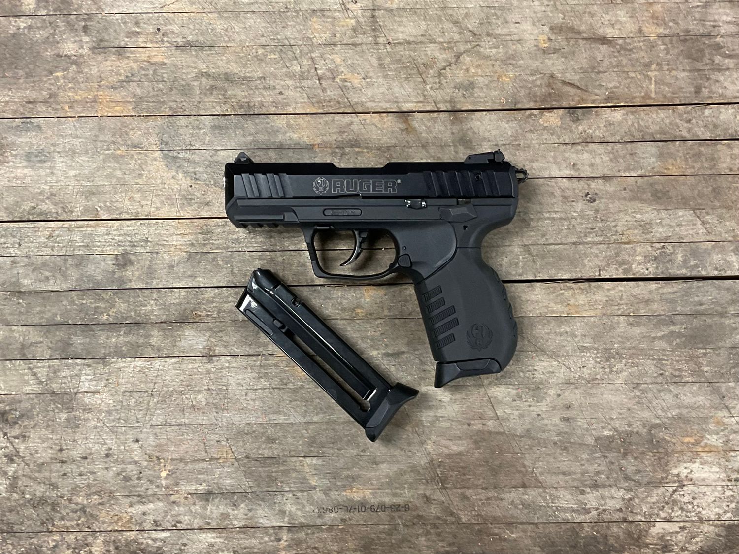 Ruger Sr22 22lr USED