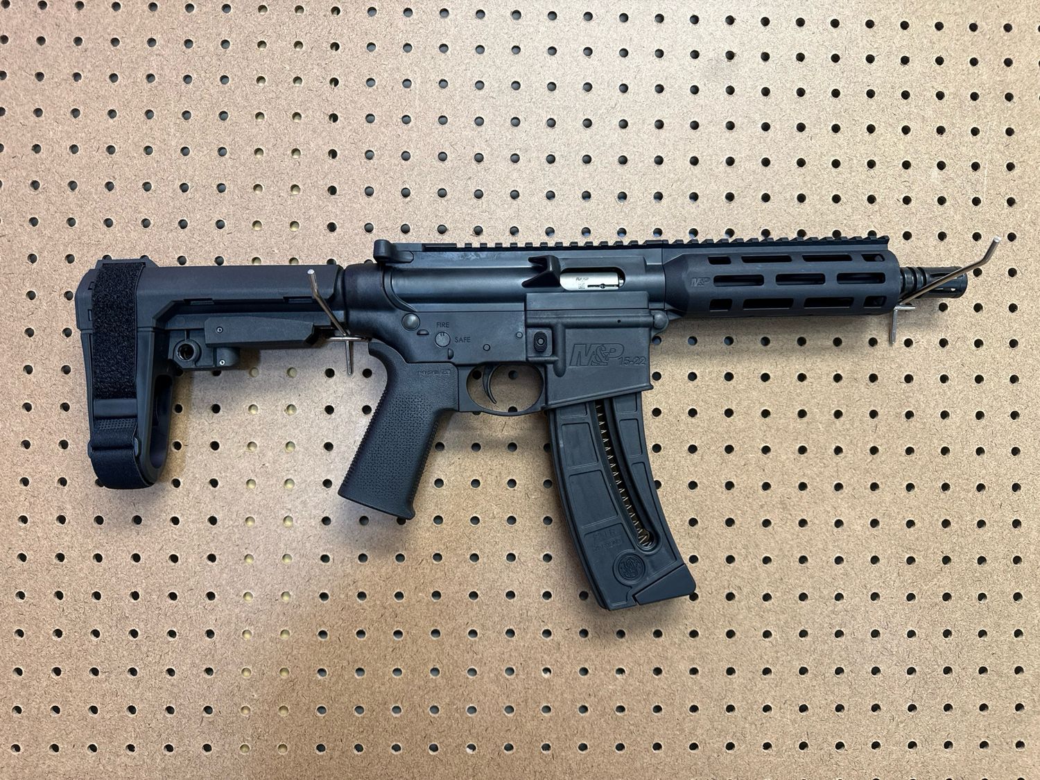 SMITH&amp;WESSON M&amp;P15 PISTOL 22LR FJY5589 385-385