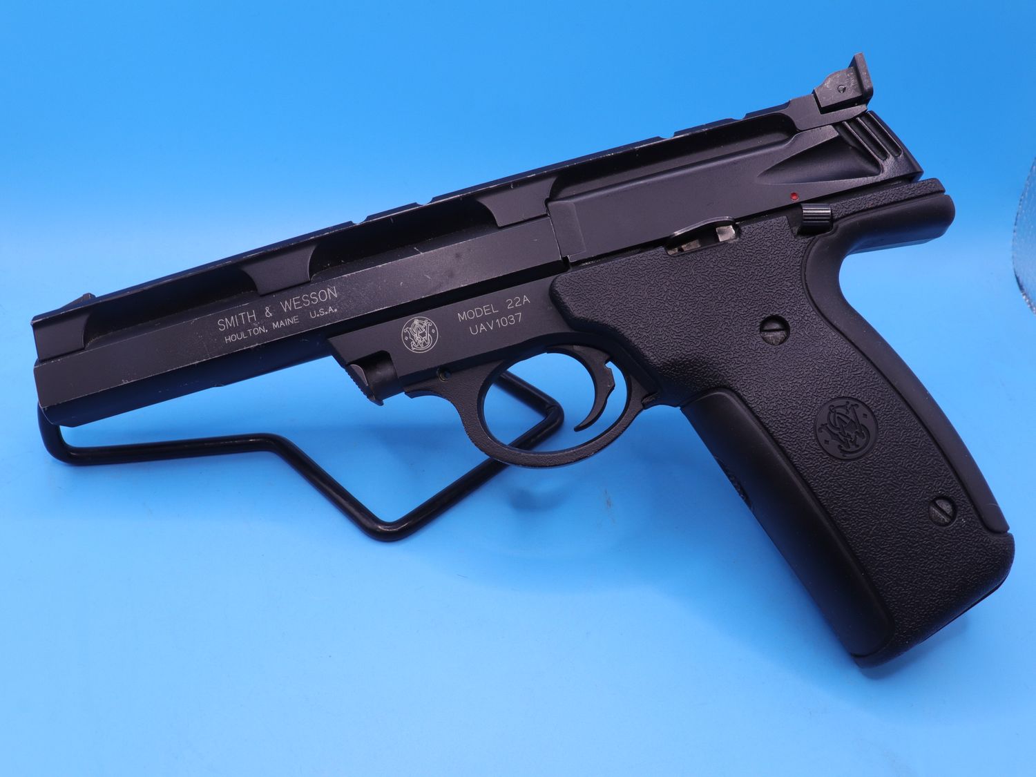 Smith &amp; Wesson 22A 22LR Used