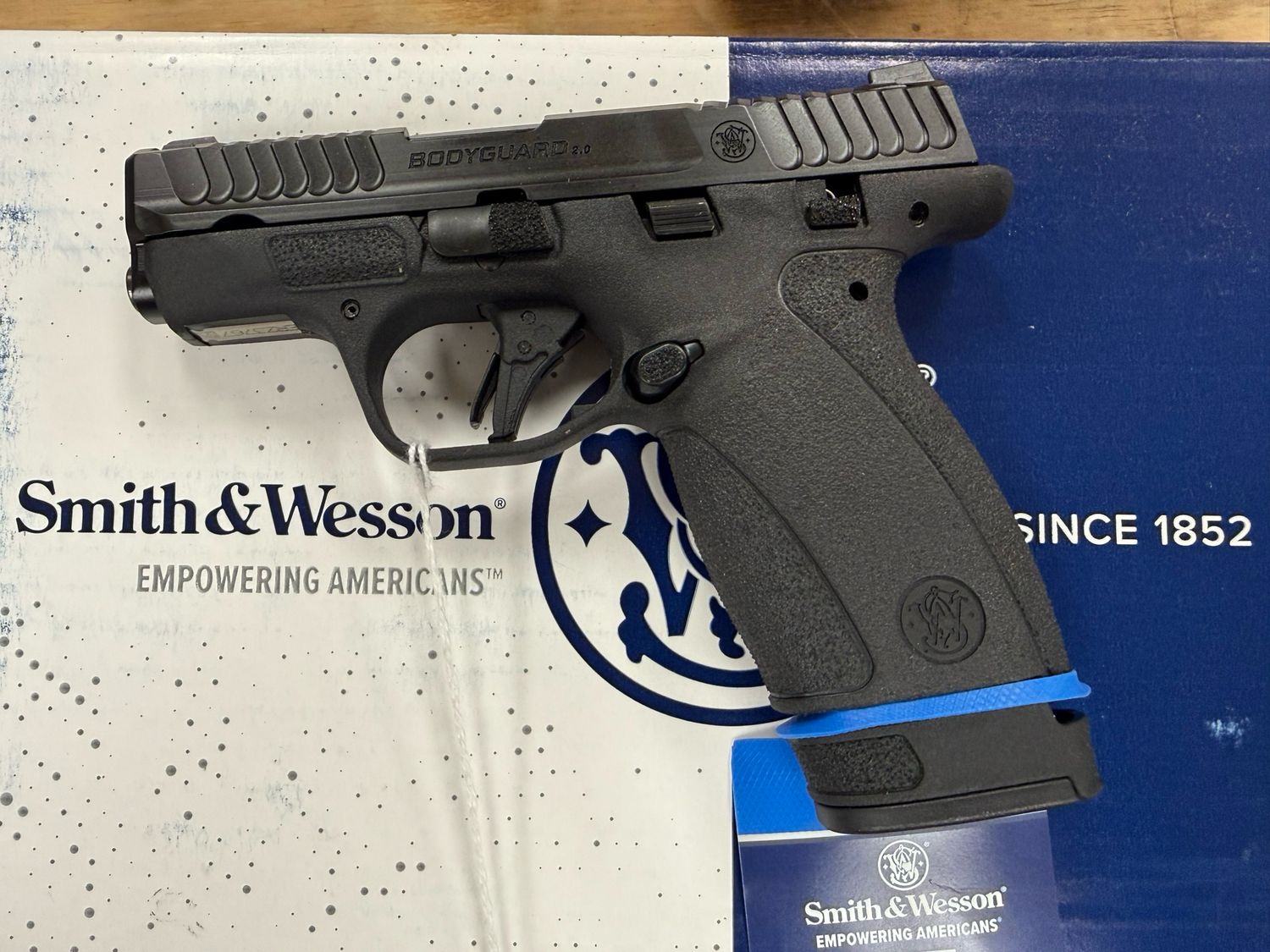 Smith &amp; Wesson Bodyguard 2.0 ERZ3767 Pistol .380 262-262
