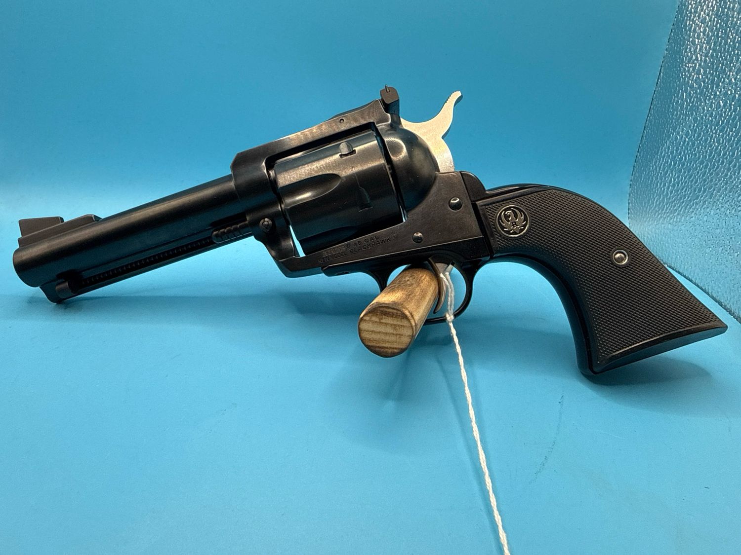 Ruger New Mod Blackhawk 45LC New