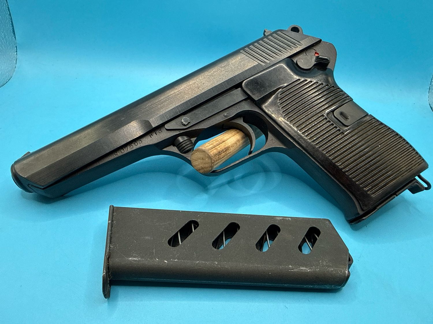 Czech VZ52 R07563 Pistol 7.62 Tok 463-463
