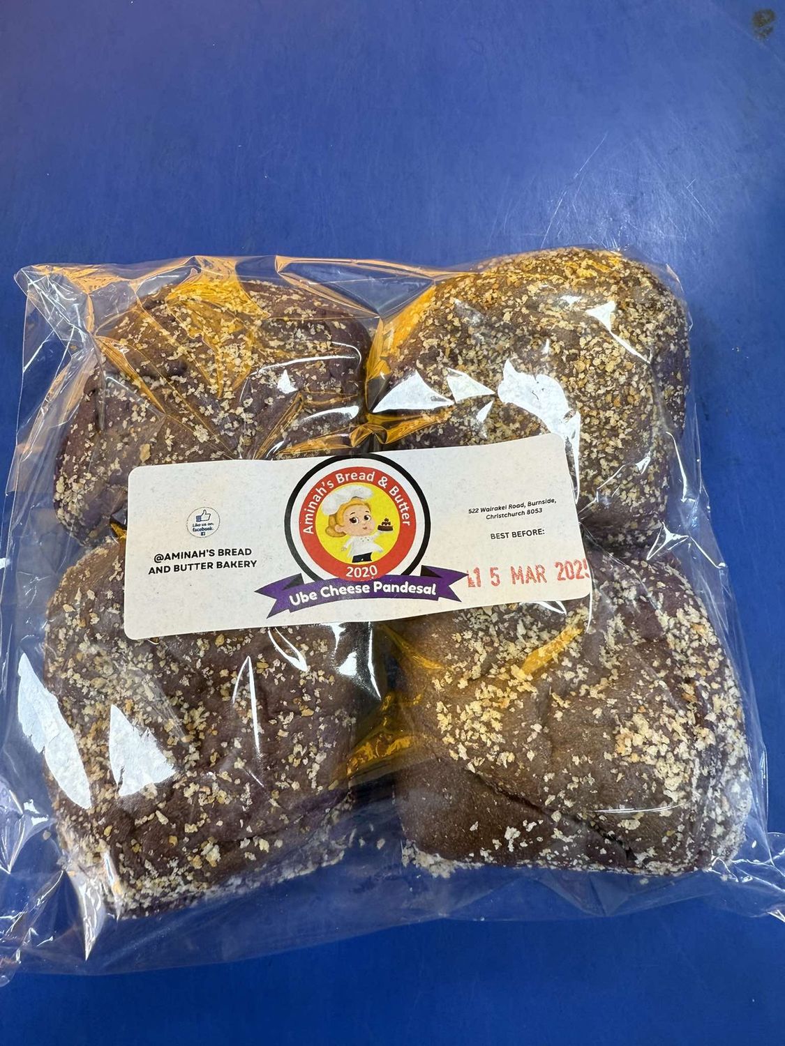 Aminah Ube Pandesal 4pcs