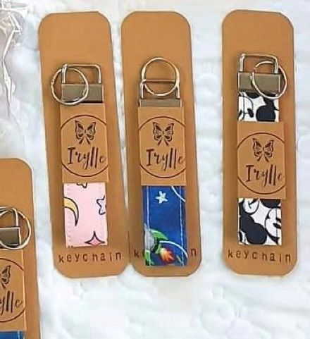 Irylle - Wristlet keychain - Minis