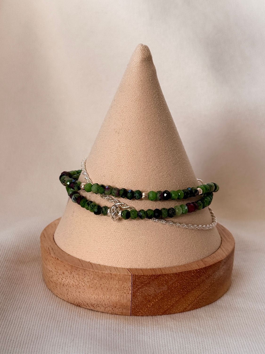 Rubin-Zoisit Armband
