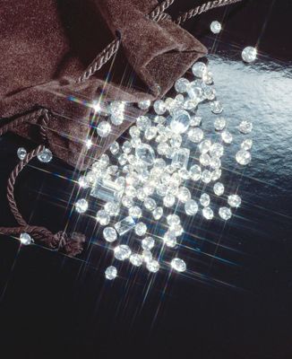 GOLD, SILVER &amp; CARAT