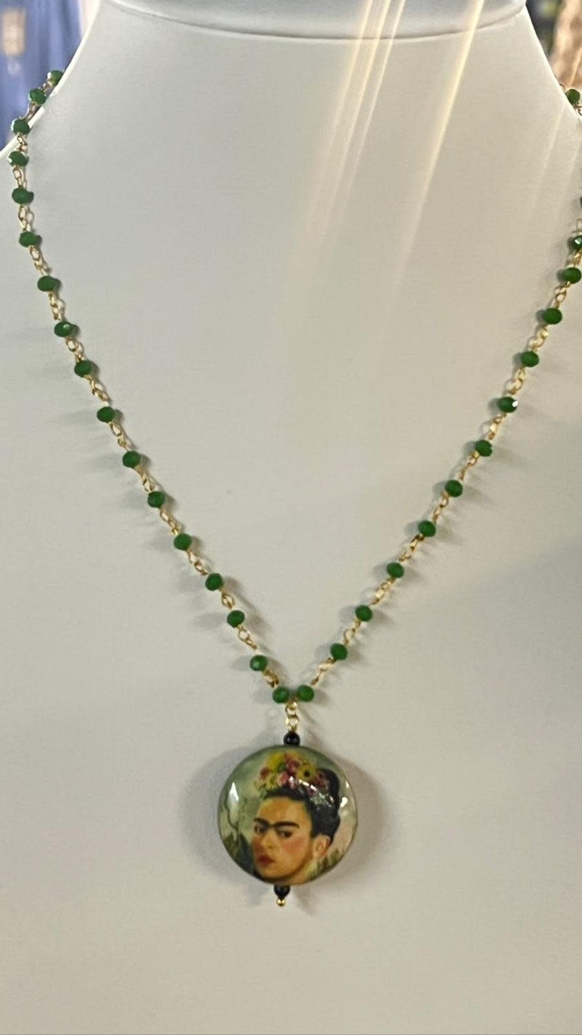  16&quot; Divas Necklace Frida, Size: green