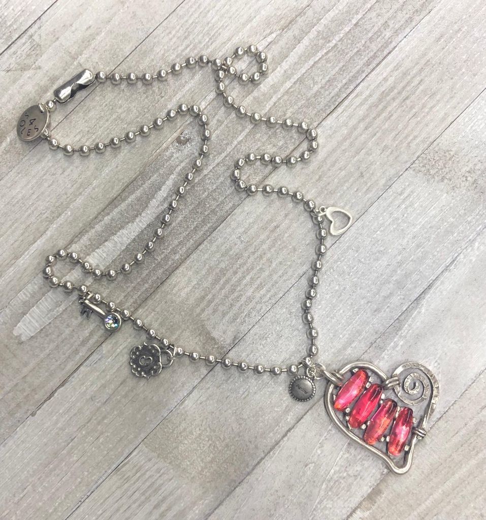 4 soles Long Necklace