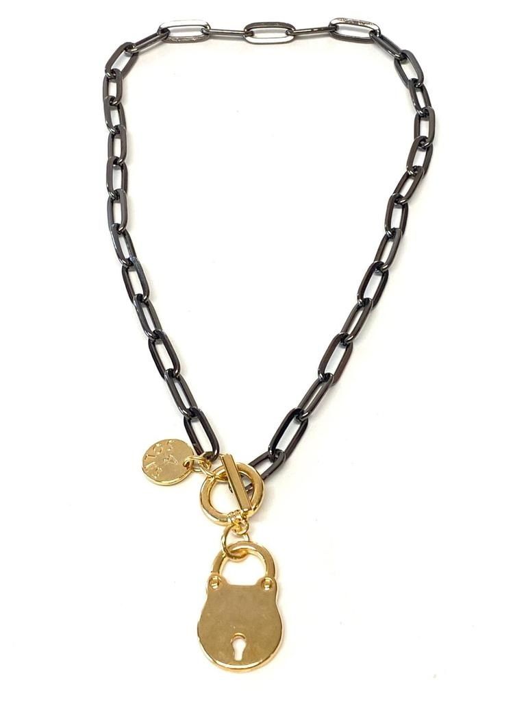 4 Soles Short Necklaces 20”