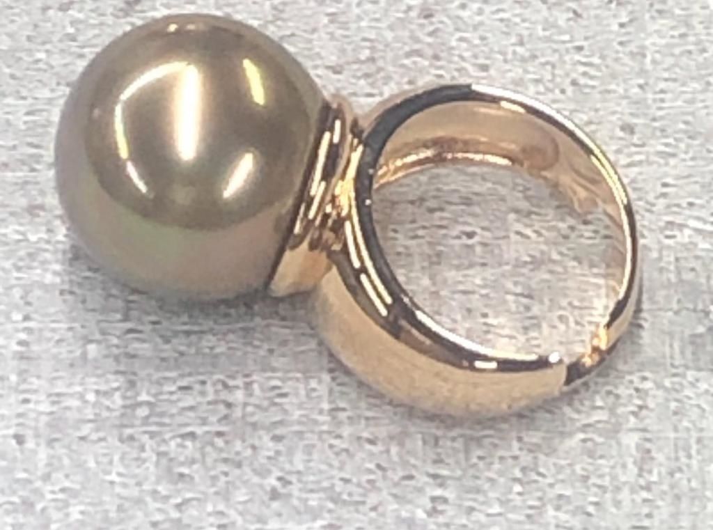 Pearl Ring