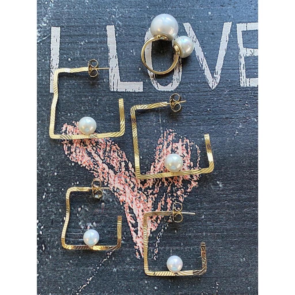 Square Pearl Earrings