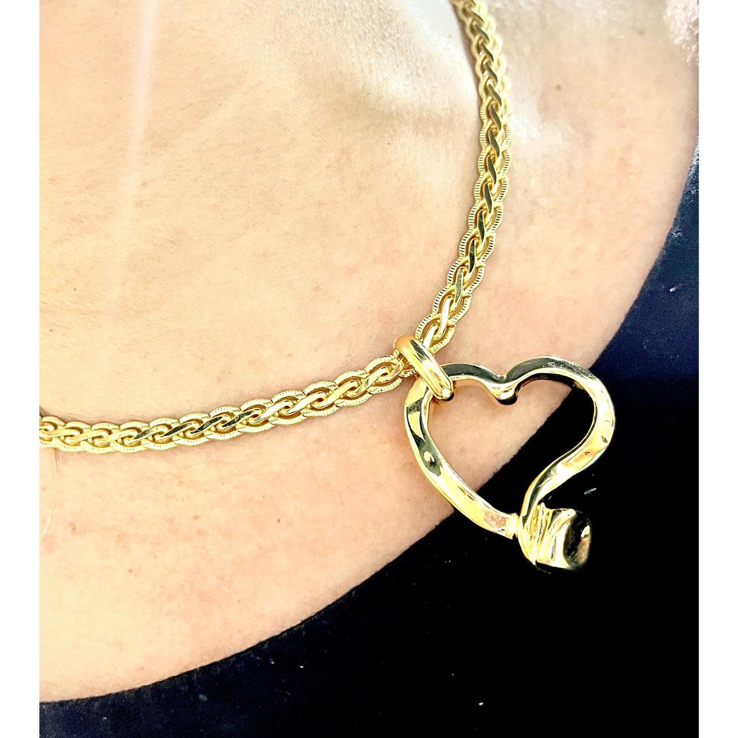 Collar corazon 4 Soles