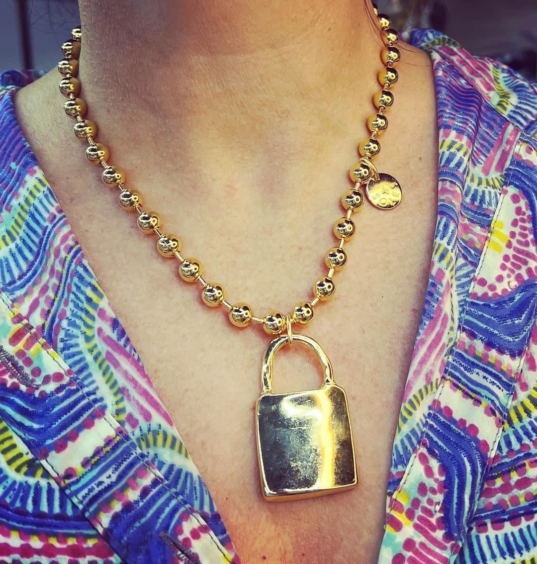 Big Lock 8m 4 Soles necklace