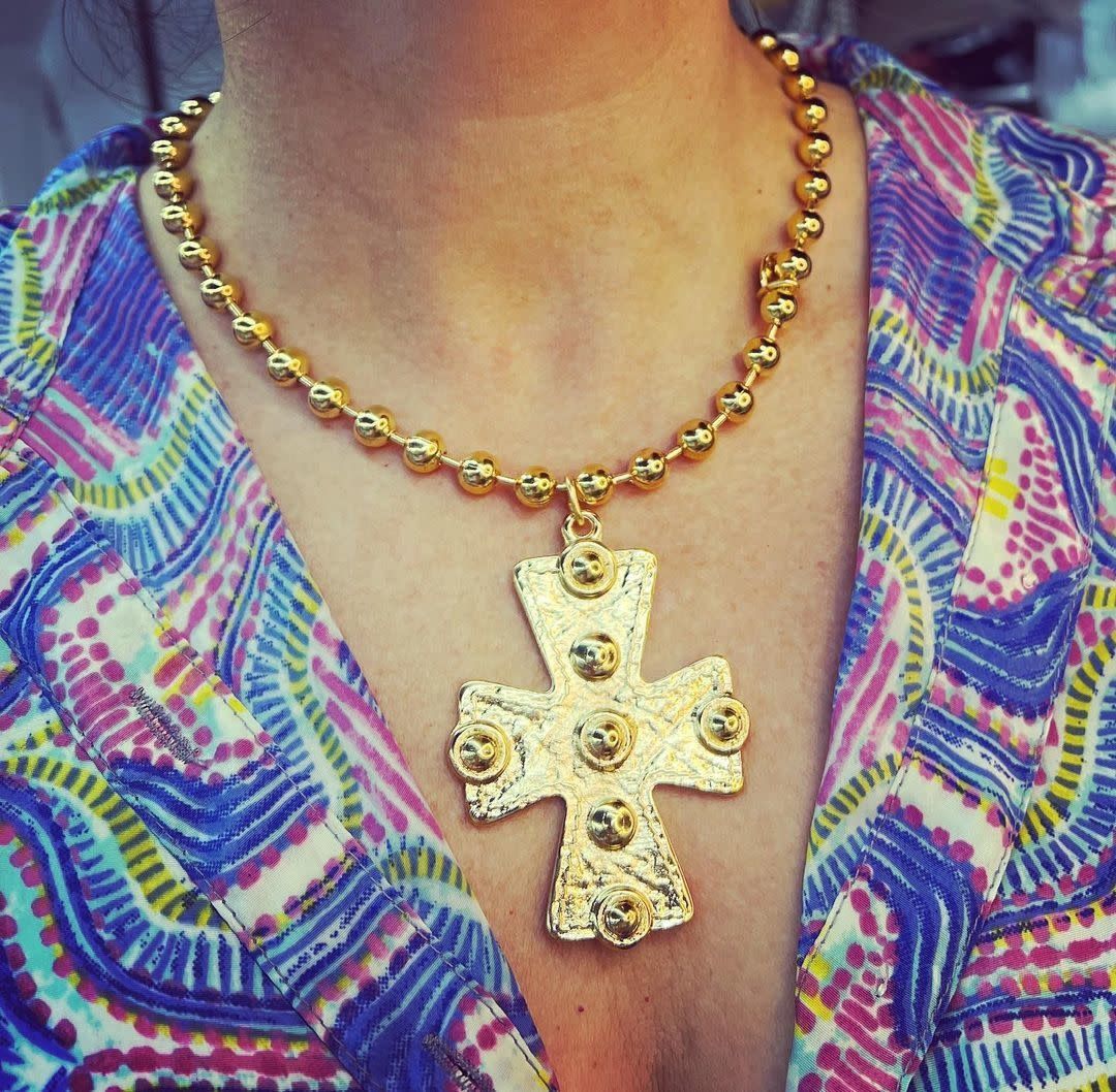 Big Cross 8m Necklace 4 soles