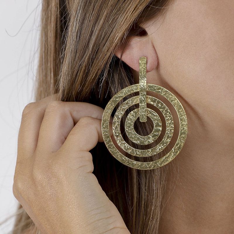 EARRINGS 3 BATTED CONCENTRIC RIMS