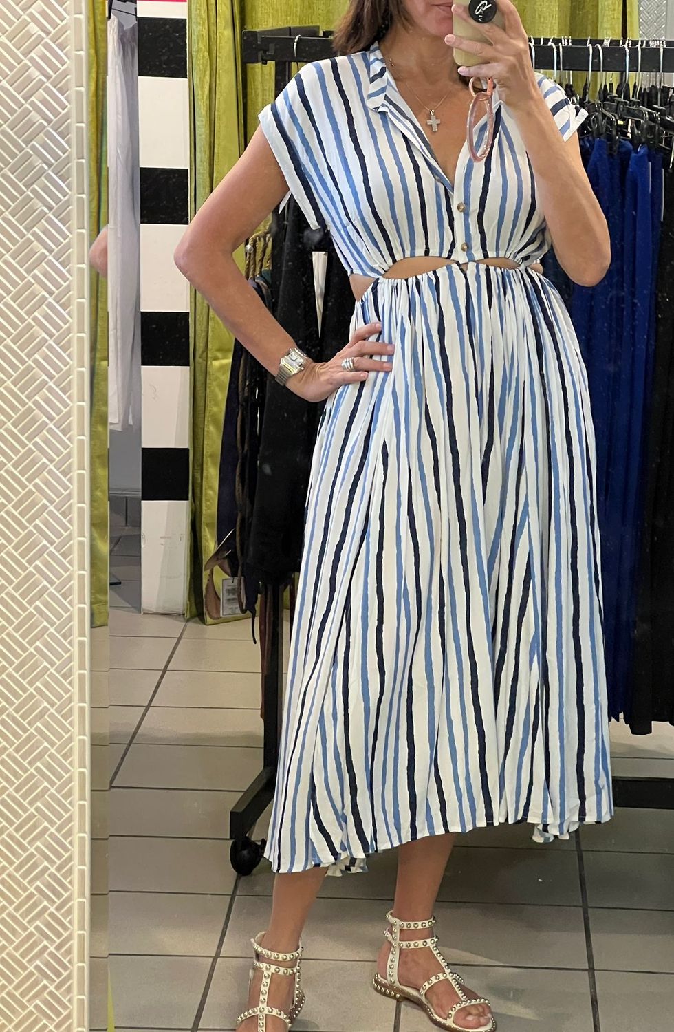 SHORT SLEEVE BUTTON DOWN CUT-OUT WAISTED MID