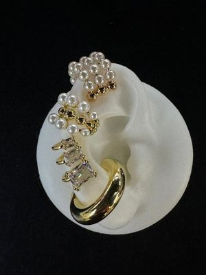 Ear cuff 1